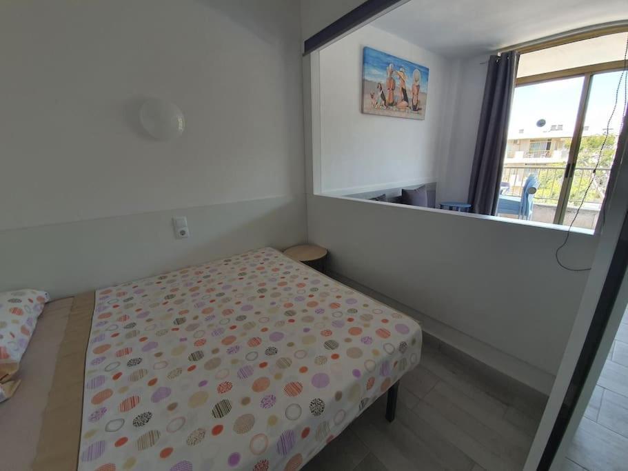 Estudio Pacific Salou, Playa 300M! Luaran gambar